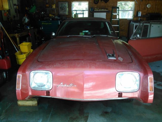 1964 Studebaker Avanti none