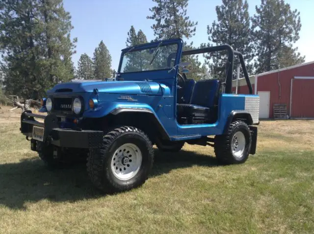 1964 Toyota Land Cruiser FJ 40