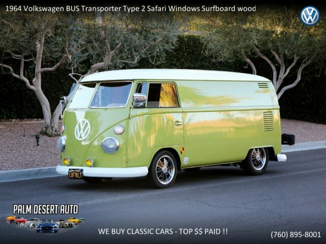 1964 Volkswagen BUS Transporter Type 2 Safari Windows & Surfboard wood
