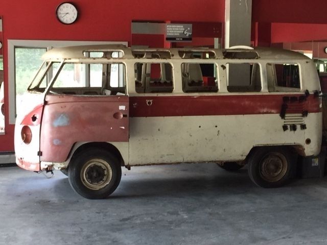 1964 Volkswagen Bus/Vanagon 21 Window Samba De Luxe