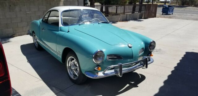 1964 Volkswagen Karmann Ghia Delux