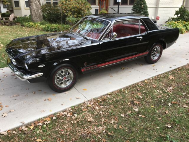 1965 Ford Mustang GT w/Pony Interior