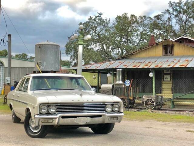 1965 Buick Deluxe Special Deluxe Special V8