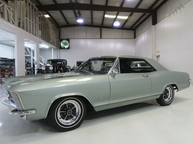 1965 Buick Riviera Sport Coupe 