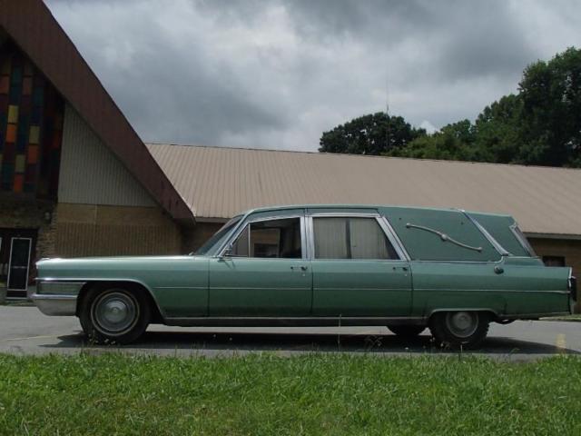 1965 Cadillac Fleetwood Ambulance