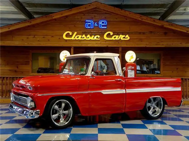 1965 Chevrolet C10 Big Window 383 cui / 700R4 Automatic