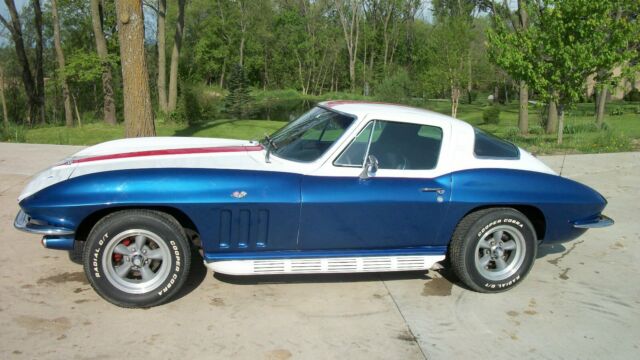 1965 Chevrolet Corvette Coupe