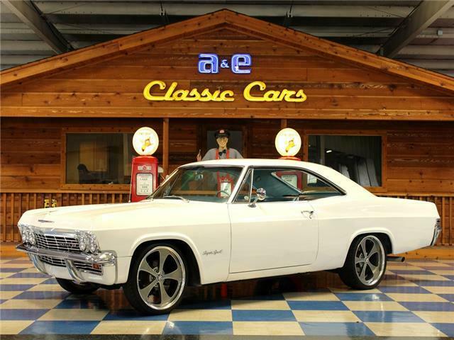 1965 Chevrolet Impala Resto Mod LS / 4L60E Auto