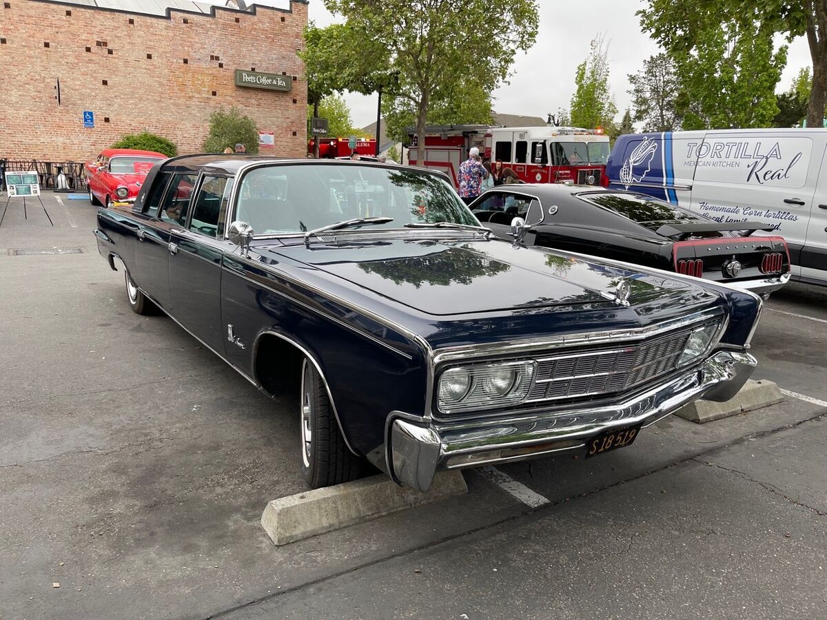 1965 Chrysler Imperial Barreiros Stretched Limousine 8 Passenger