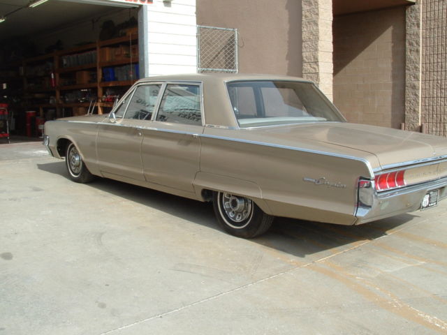 1965 Chrysler New Yorker Stock