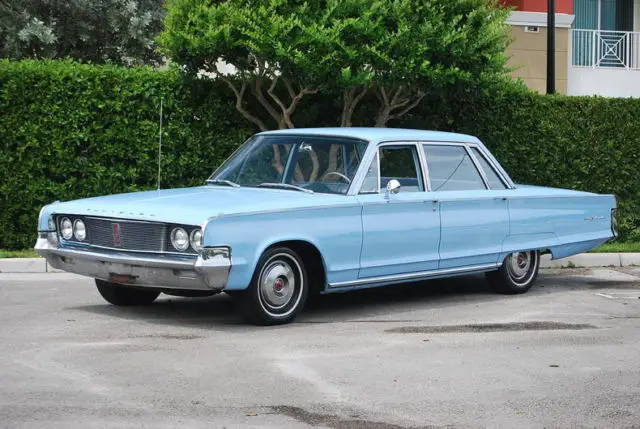 1965 Chrysler Newport --