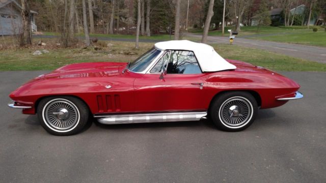 1965 Chevrolet Corvette convertible