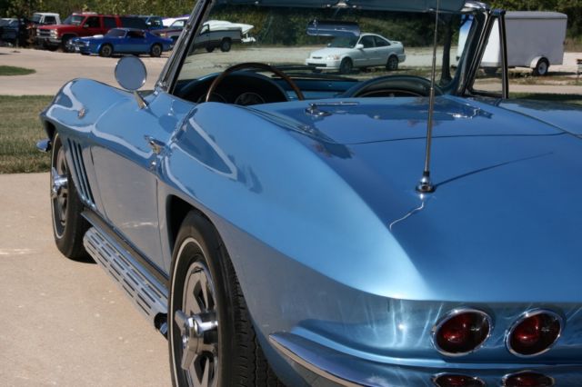 1965 Chevrolet Corvette STINGRAY