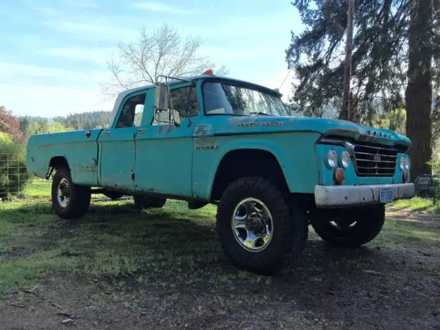 1965 Dodge Power Wagon