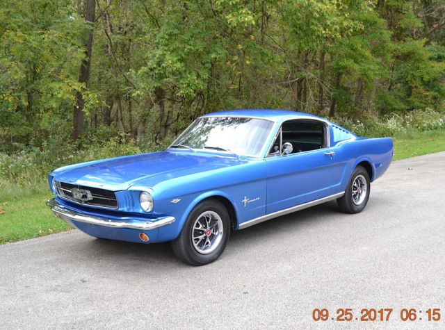 1965 Ford Mustang A-CODE 289 FASTBACK