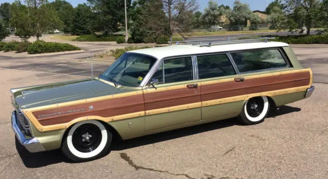 1965 Ford Country Squire