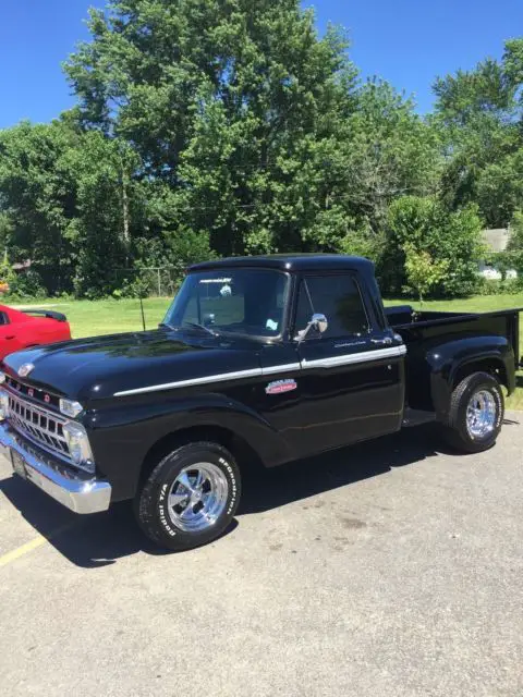 1965 Ford F-100