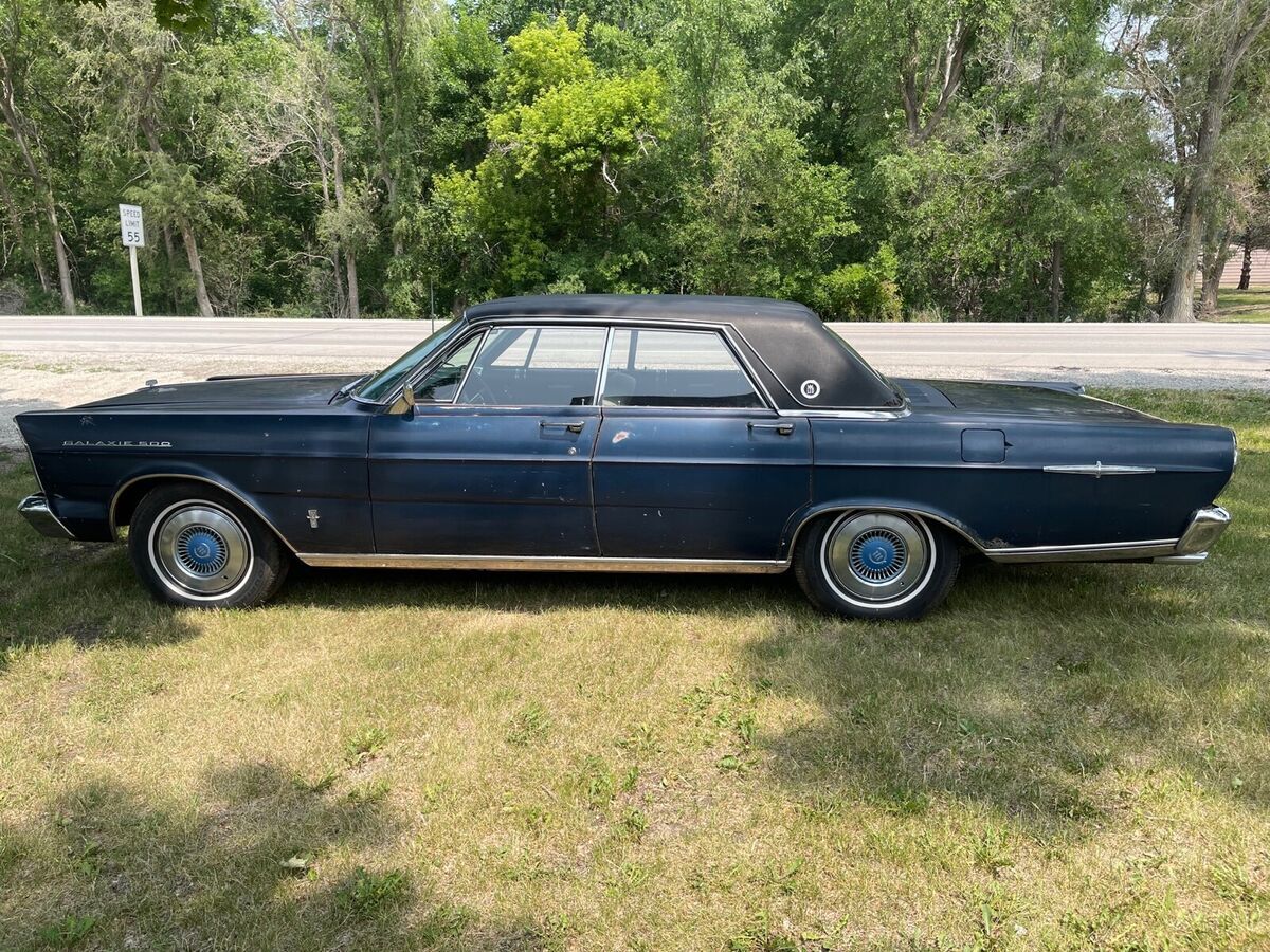 1965 Ford Galaxie LTD