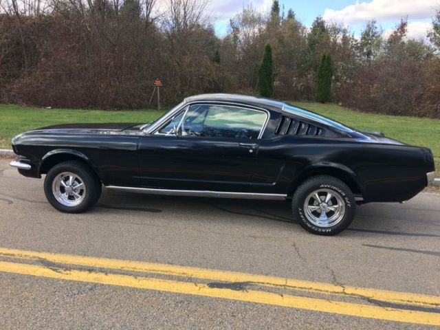 1965 Ford Mustang 2+2 FASTBACK