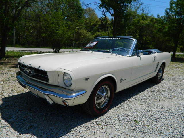 1965 Ford Mustang Convertible V8