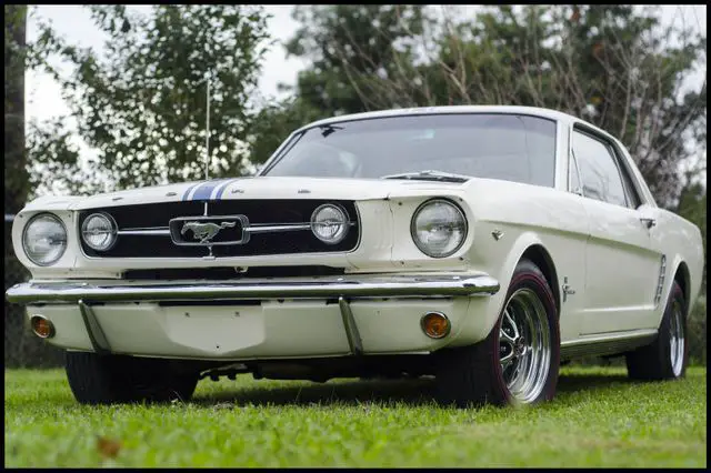 1965 Ford Mustang --