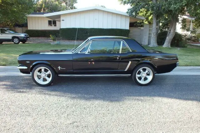 1965 Ford Mustang --