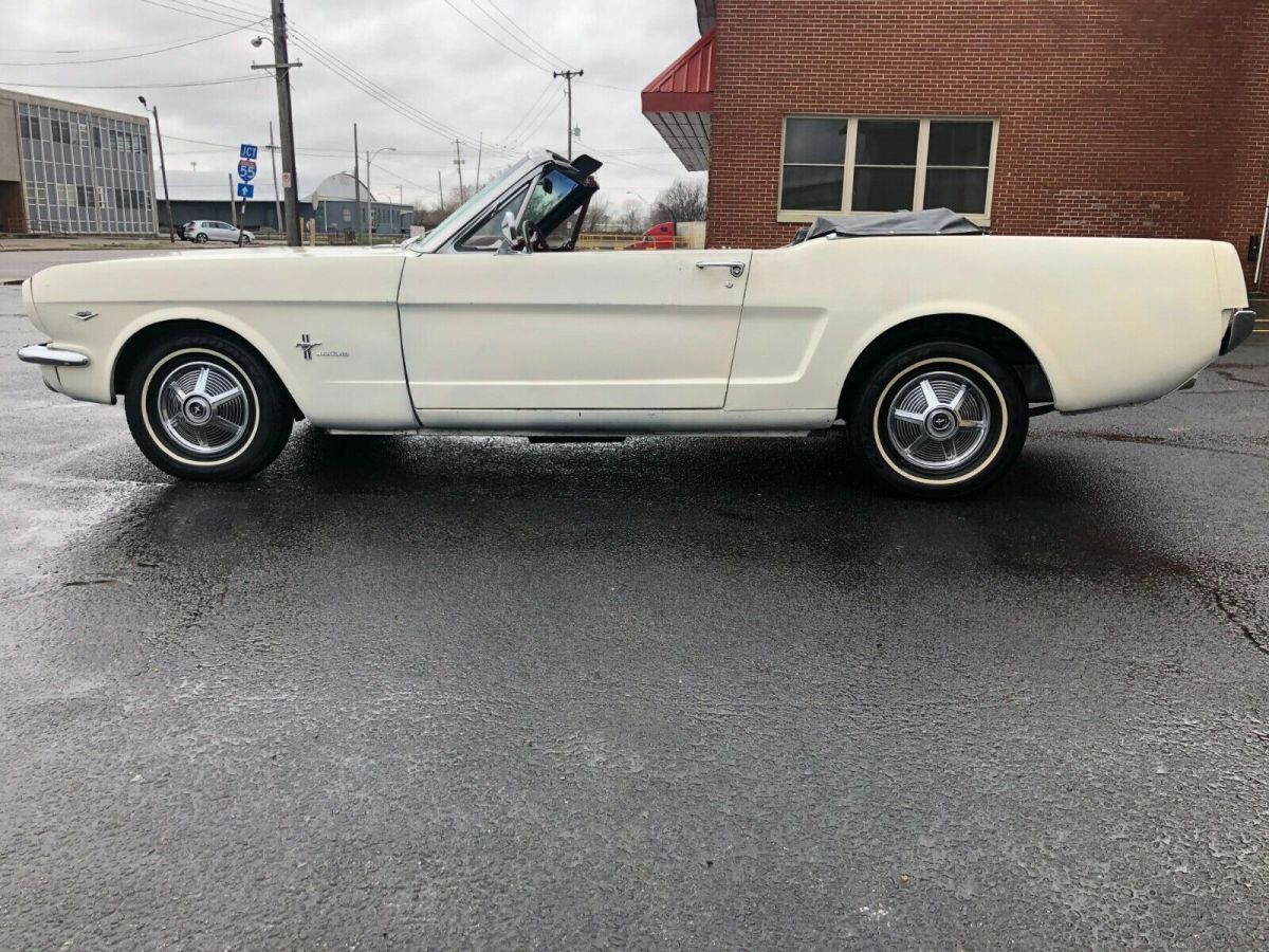 1965 Ford Mustang 2 door