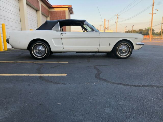 1965 Ford Mustang 2 door