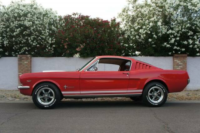 1965 Ford Mustang 2 door fastback 2+2