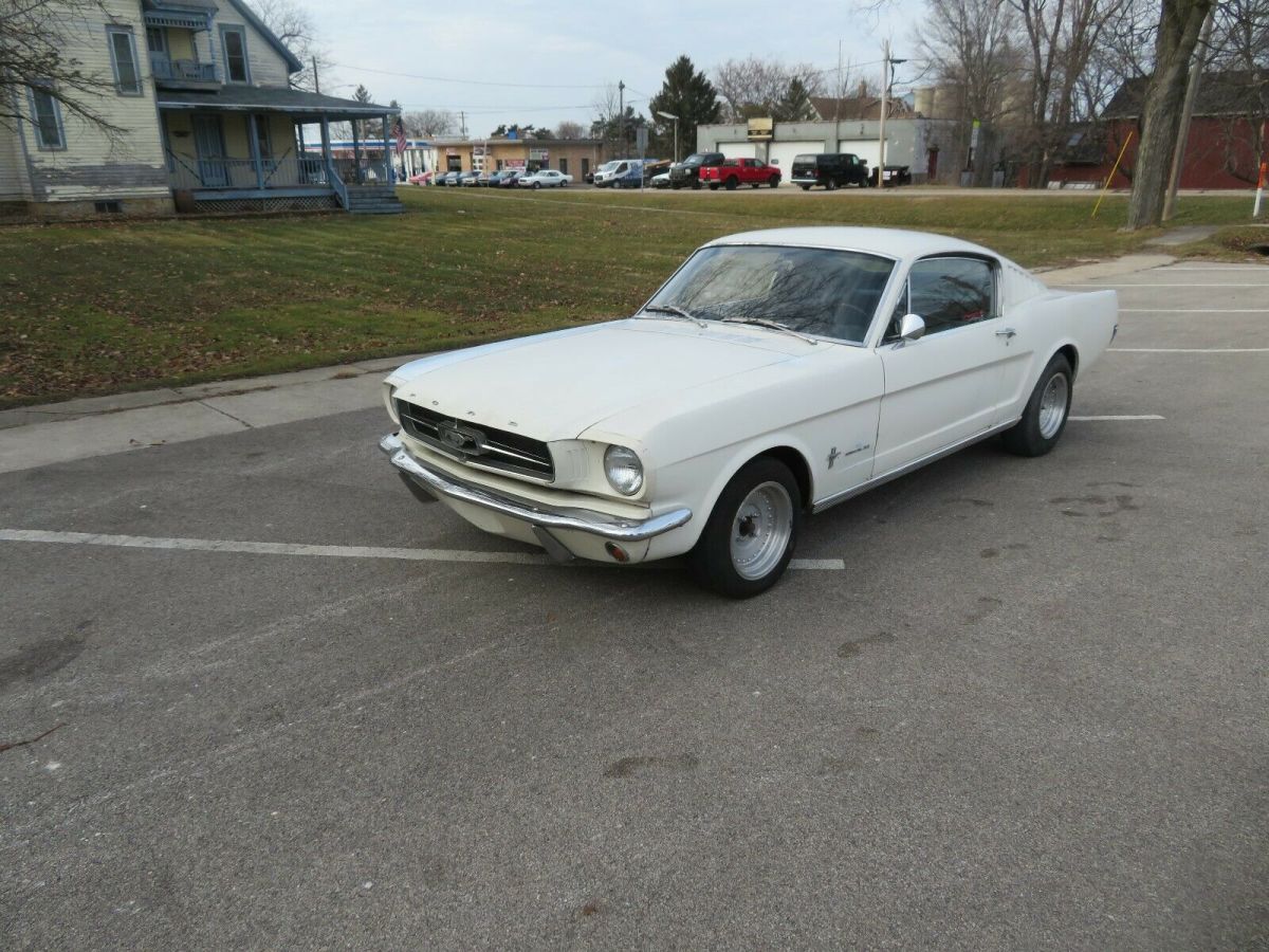 1965 Ford Mustang 2+2 FASTBACK GT