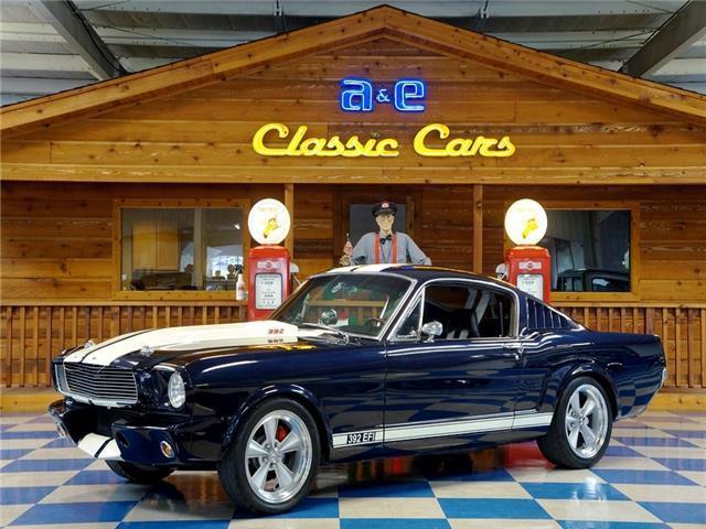 1965 Ford Mustang 392 crate / 5 Speed manual Trem