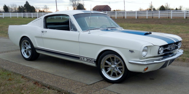 1965 Ford Mustang FAST BACK
