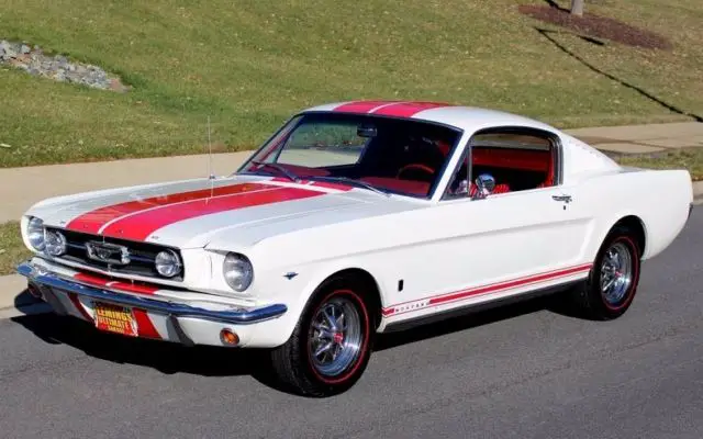 1965 Ford Mustang --