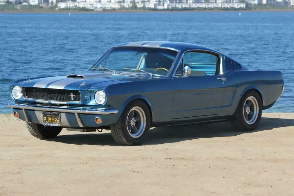 1965 Ford Mustang GT 350 trim