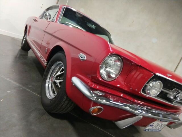 1965 Ford Mustang --