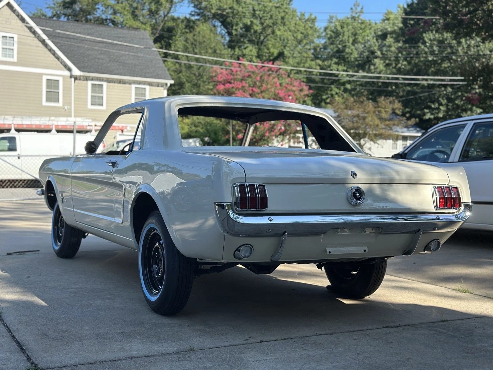 1965 Ford Mustang White 1965 Ford Mustang