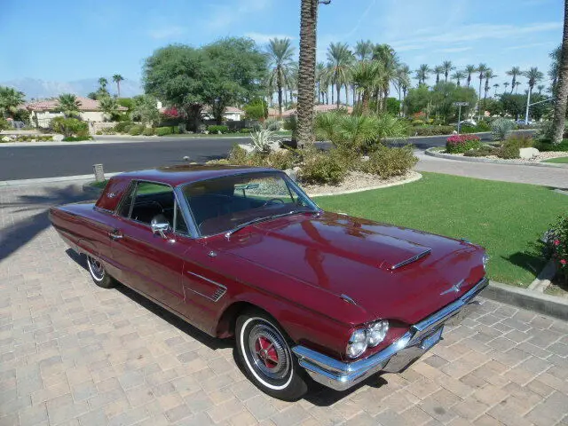 1965 Ford Thunderbird deluxe