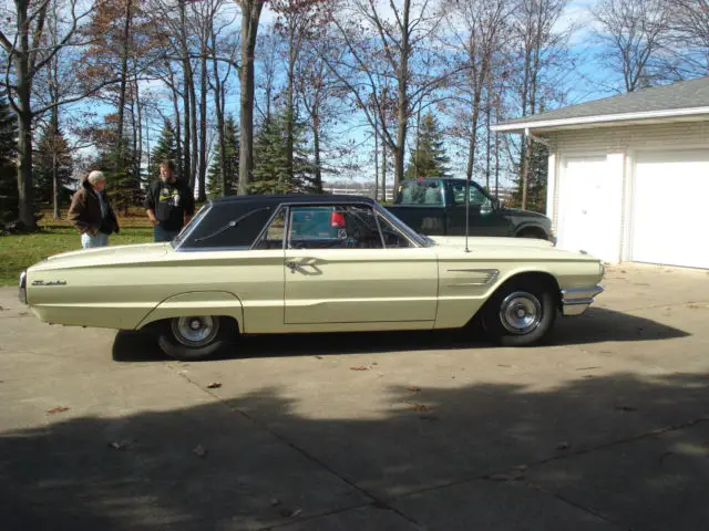 1965 Ford Thunderbird