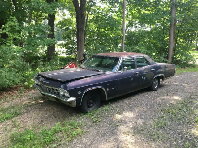 1965 Chevrolet Impala 4-door