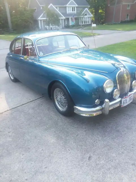 1965 Jaguar Mk2 4 door