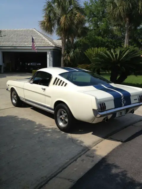 1965 Ford Mustang GT