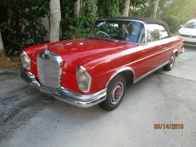 1965 Mercedes-Benz 200-Series