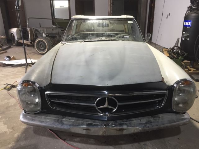 1965 Mercedes-Benz SL-Class