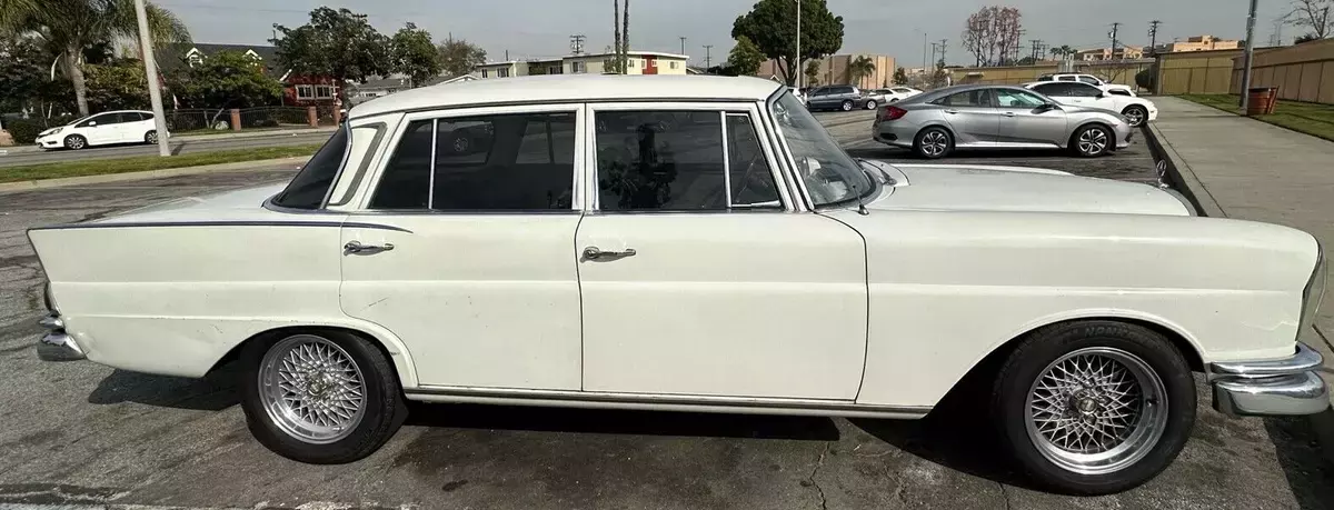 1965 Mercedes-Benz 220se