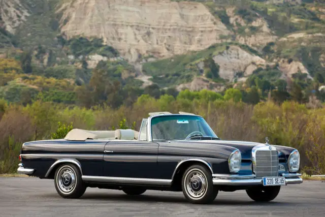 1965 Mercedes-Benz 200-Series 220SE