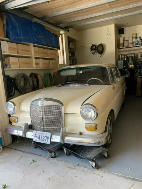 1965 Mercedes-Benz 190-Series