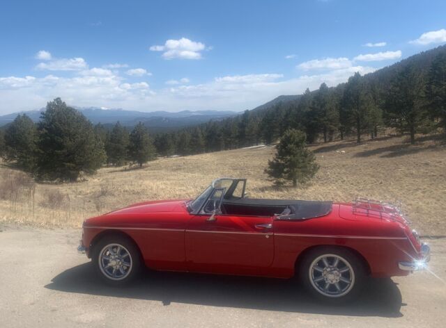 1965 MG MGB