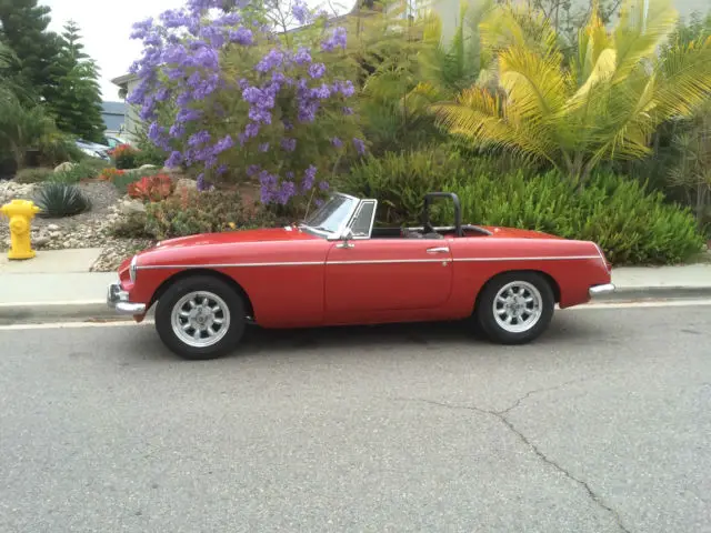 1965 MG MGB