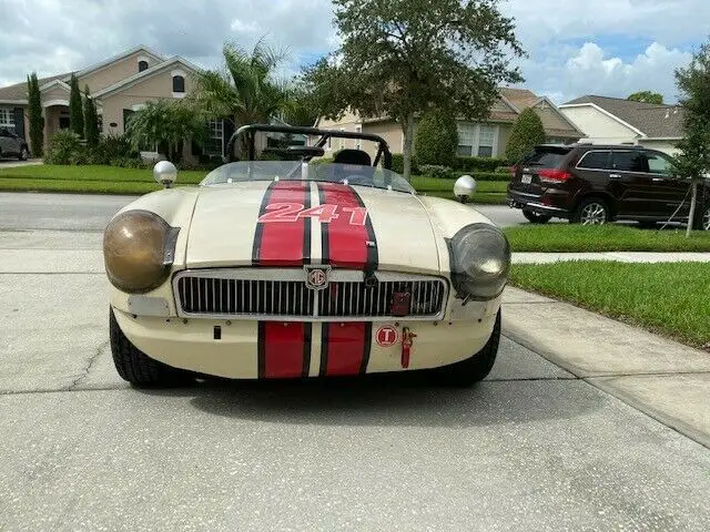 1965 MG MGB