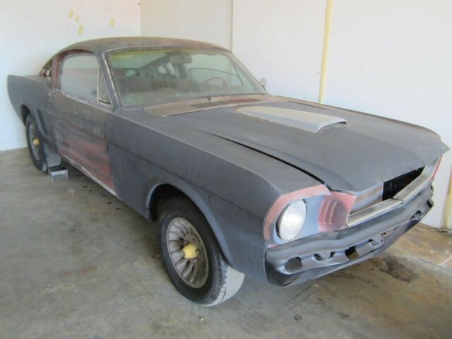 1965 Ford Mustang Good restoration candidate